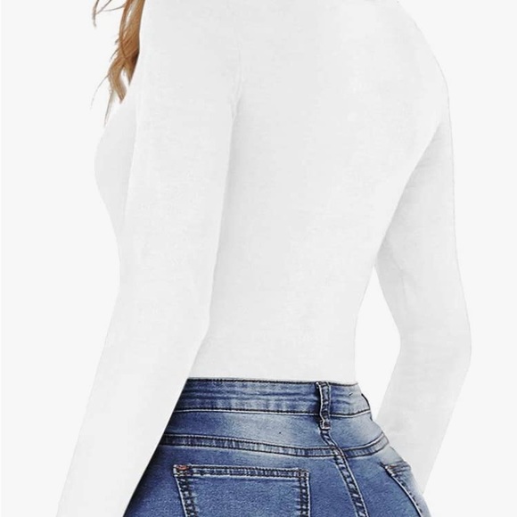 MANGOPOP Women's White Crew Neck Long Sleeve T Shirt Bodysuit Sz Sm - Picture 3 of 7